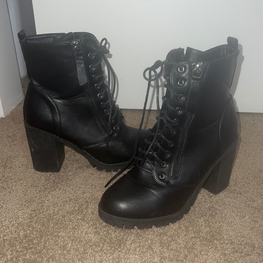 Black Boots